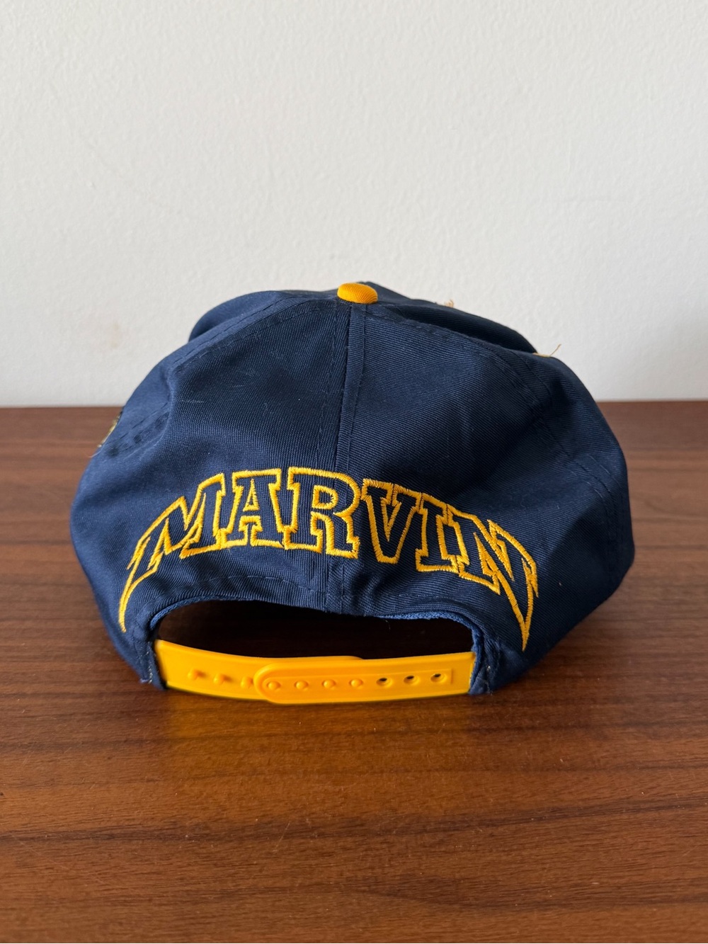 Looney Tunes Marvin Martian Snapback Hat Fresh Caps Embroidered Vintage 1993 - Picture 5 of 8